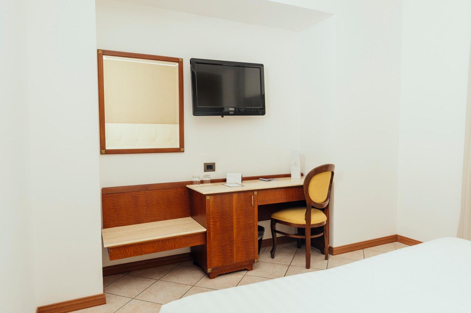 Grand Hotel Telese Екстер'єр фото